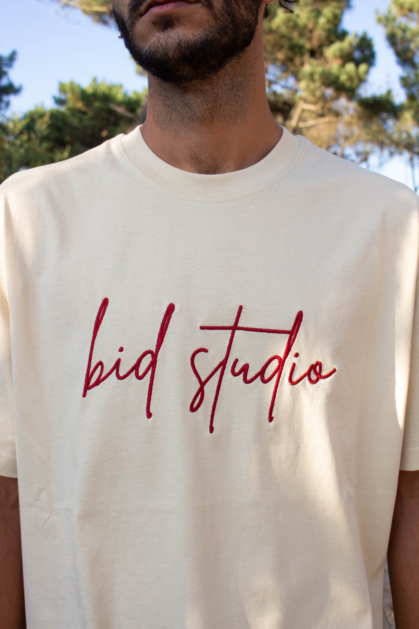 BID STUDIO T-Shirt - beige